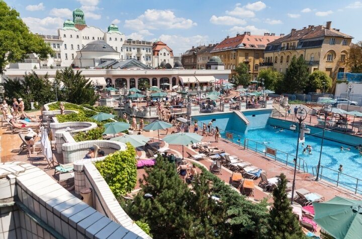 Gellert Thermal Baths and Swimming Pool